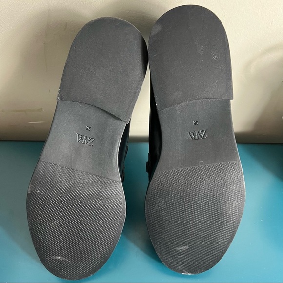 Zara Black Flat Shoes Loafers With Gold Buckles EU38 US7.5 Slip On Chunky Retro - Picture 11 of 13